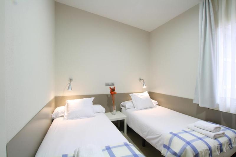 บาร์เซโลนา ซานต์ สเตชั่น อพาร์ตเมนต์ Apartment ภายนอก รูปภาพ